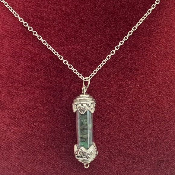 Silver Amulet Filled w/ Green Stones- 925 Silver Chain - Picture 1 of 6